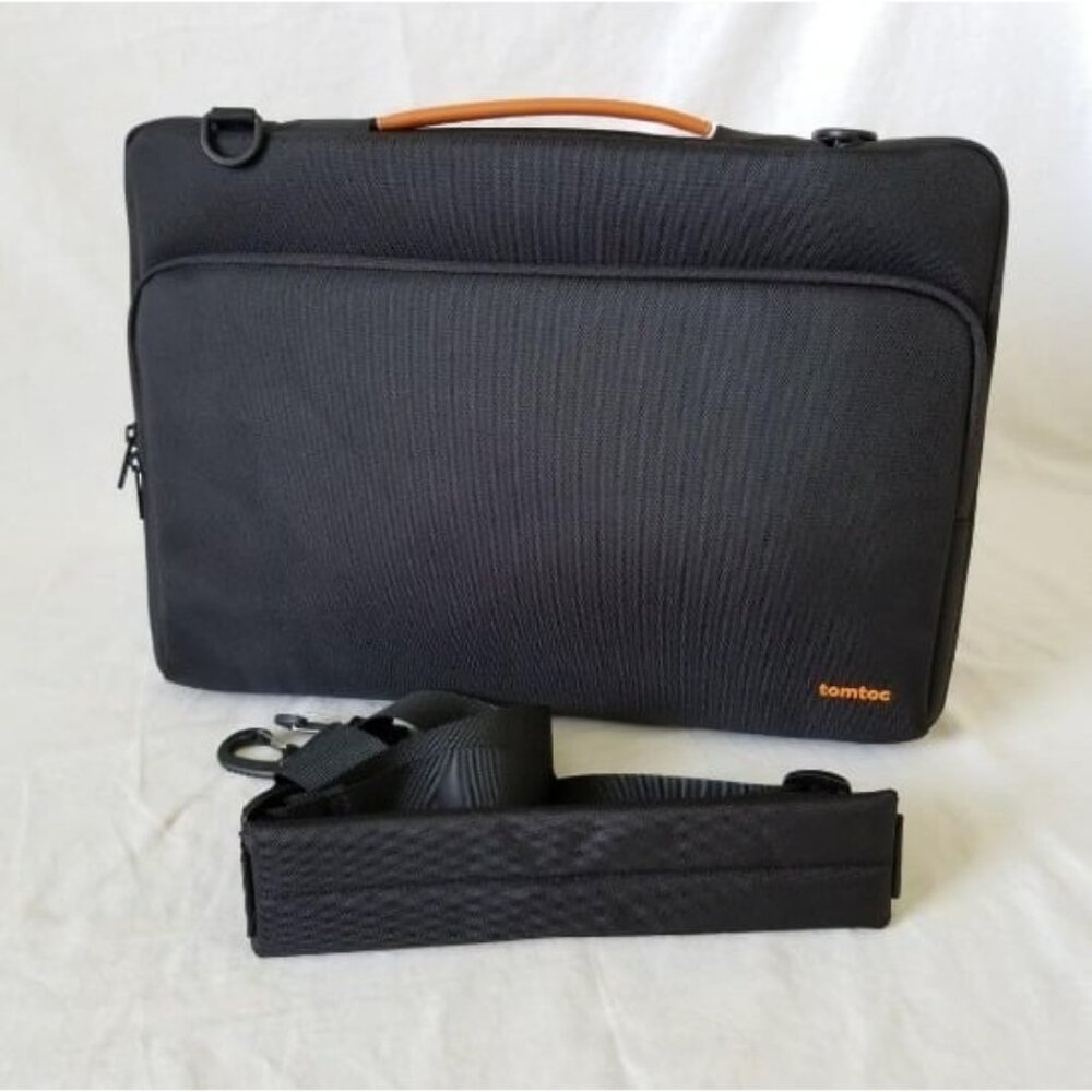 360 Protective Laptop Shoulder Bag for 14-inch MacBook Pro M3/M2/M1 Pro